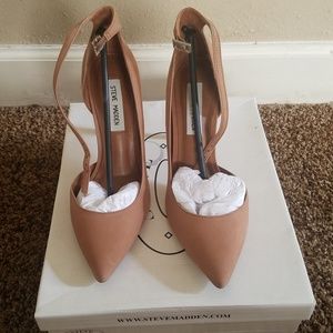 Steve Madden "Tiffanie" Stiletto